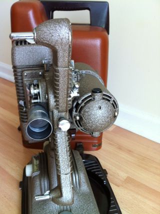 Vintage Revere P - 90 8mm Model Film Movie Projector W/ Case
