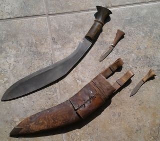 British English India Wwii Kukri Fighting Knife W/ Sheath & 2 Smaller Knifes