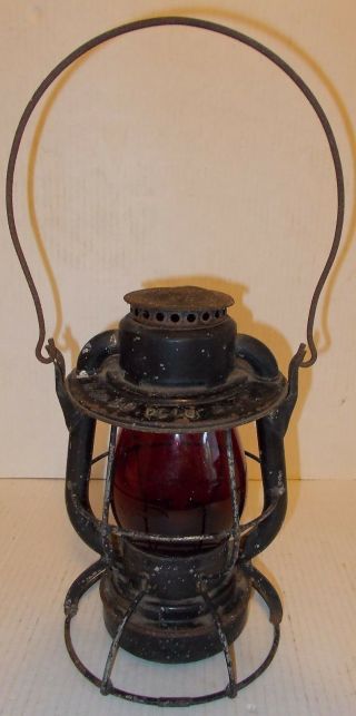 Vintage Dietz Vesta P & R Philadelphia & Reading Railroad Lantern With Red Glass