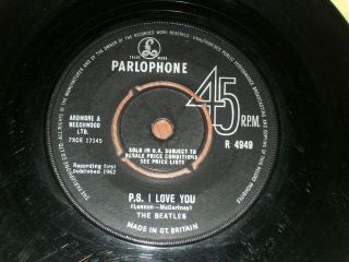 BEATLES 1964 LOVE ME DO REISSUE VERY GOOD PLUS.  play.  sounds very good. 3