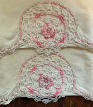 Pair Vintage Crocheted Pillowcases Scalloped In Pink & White Roses Crochet
