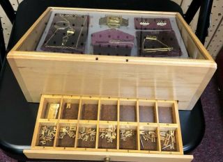 VINTAGE STORE COUNTER TOP DISPLAY CASE SWANK MENS JEWERLY WITH CONTENTS & LETTER 3