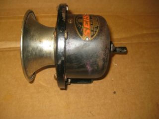 Vintage Seiss Hand Crank Horn Motorcycle Bicycle Scooter Indian Harley Davidson