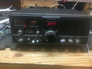 Vintage Realistic Dx - 302 Communications Receiver Ham Radio Short Wave