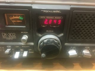 Vintage Realistic DX - 302 Communications Receiver Ham Radio Short Wave 3