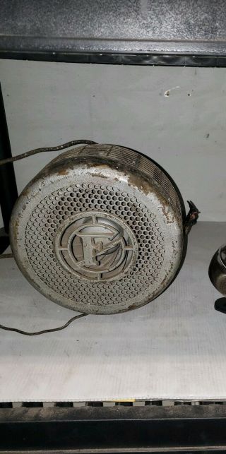 Vintage Federal Sign And Signal Q1b Fiire Truck Siren With Brake 12volt