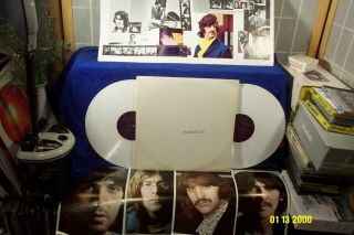 The Beatles 2 Lp " White Album " Capitol Records On " White Vinyl " W Pics & Poster