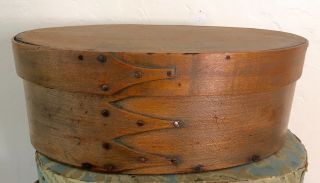 Large 19th Century Antique Wooden 10 - 1/2 " Shaker Oval Pantry Box