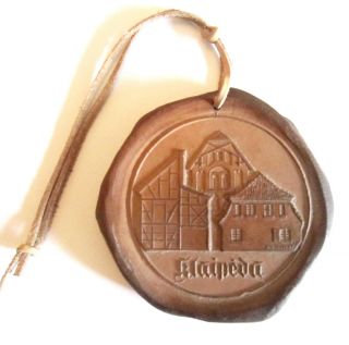 Large Ceramic Wall Medal Of Klaipeda (memel) Lithuania 4 " Diameter Decorative