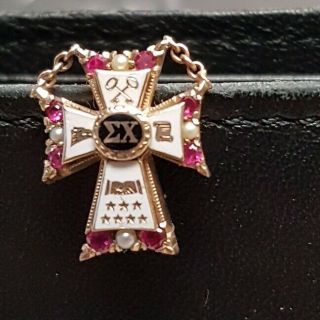Stunning Vintage Sigma Chi Gold Ruby Pearl Fraternity Badge Pin - Iowa - Wow