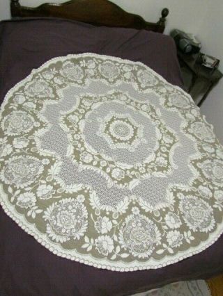 Round Vintage Quaker Lace Tablecloth Victorian Style Floral Design Oatmeal