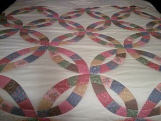 Vintage Double Wedding Ring Quilt - Queen Size - 98 " X 86 "