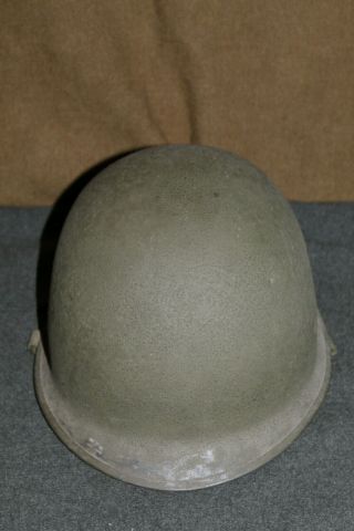 Late Ww2/korea U.  S.  M1 Helmet Rear Seam W/sewn Chinstraps,  No Liner