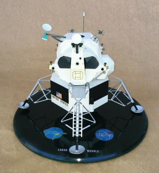 Grumman Lunar Module - Contractor Model - Apollo 11 - Milky White,  Not Yellowed