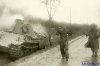 Press Photo: The Bulge German Panzerman Surrenders By Ko 