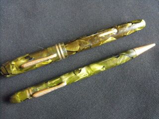 Vintage Conklin Endura Symetrik Fountain Pen & Pencil Set - Green Marbled