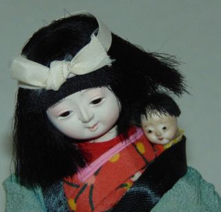 Vtg Japanese Mother & Child Dolls Gofun Glass Case