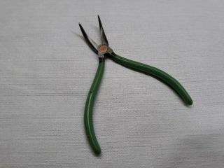 Vintage Diamalloy Cn54 Bent Needle Nose Pliers 5 " With Green Grips Usa