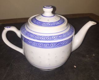 Vintage Chinese Teapot Rice Pattern Blue And White Porcelain Signed Small