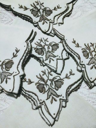 Gorgeous Set Of 6 Madeira Cutwork & Embroidered Linen Napkins 11 By 10 1/2 "