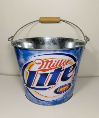 Cool Miller Lite Ice Bucket/pail/tin Beer Holder With Wooden Handle 5 Qt Pre - Own