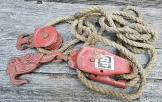 Vintage Durbin Durco Block & Tackle With Rope - Double Pulley System Farm Ranch