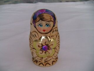Vintage Hand Painted Wooden Russian Nesting Dolls 5 Set 3.  75 "