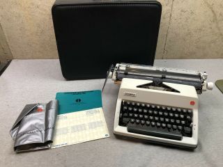 Vintage 1970s Sm9 Deluxe Olympia Typewriter Wide Carriage W/ Case