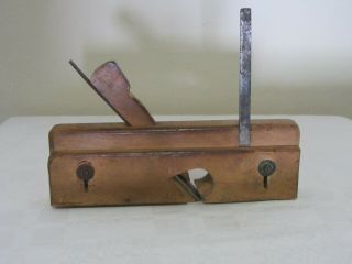 Antique Woodworking Molding Plane With Adjustable Fence