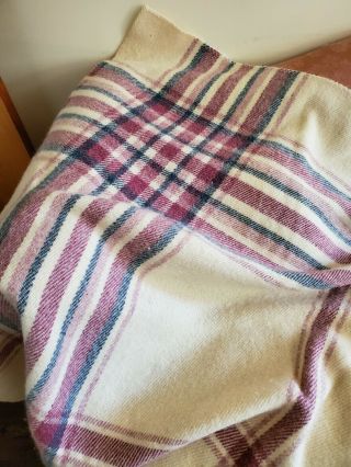 Icelandic Wool Twin - sized Blanket 2