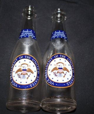 1963 Canada Dry Glass Club Soda Bottle Lyndon Johnson Vice Presidential Seal Us