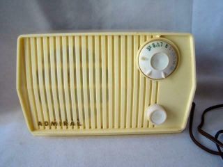 Vintage 1959 Admiral Model 4l28a Am Tube Radio,  Yellow