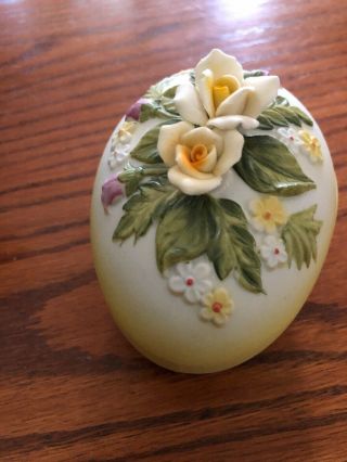 Vintage Lefton China Dimensional Egg With Flowers Trinket Box