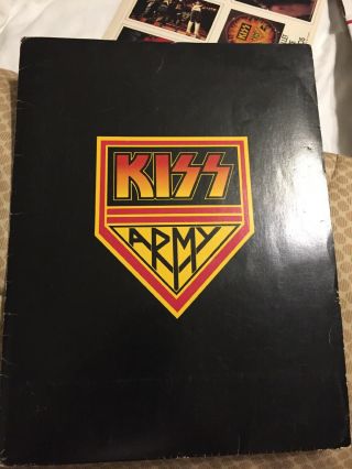 Vintage 1976 Kiss Army Membership Kit Folder W/ Photos And Other Items.