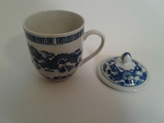Vintage Marked Chinese Porcelain Cobalt Blue white Dragon Tea Cup/Mug with Lid 2