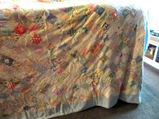 VINTAGE PATCHWORK QUILT MULTI - COLOR FOR REPAIR OR CUTTER 72 