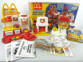 Vintage 1993 Mcdonald Happy Meal Magic Snack Drink Fountain Hamburger Fry Maker