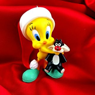 Hallmark Keepsake Ornament 2013 - A Puddy For Tweety - Looney Tunes Euc