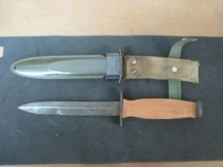 Wwii Us M3 Trench Fighting Knife & M8 Scabbard Utica