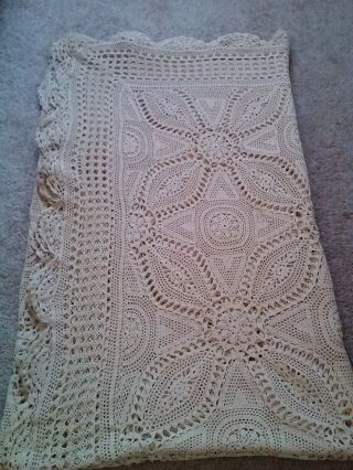 Vintage Handmade Needle Crochet Beige Cotton Lace Table Cloth/bedspread 72x90