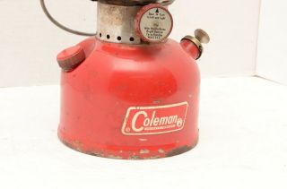 VINTAGE CAMPING HUNTING LIGHT GAS BURNING LANTERN COLEMAN 200A MARKED 1968 RED 2