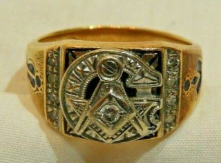 Vintage 10k Yellow & White Gold With Diamond Masonic Ring Size 9.  5