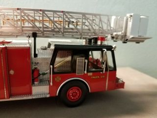 Fire Replicas FORMER Chicago 95 Ft.  E - One Tower - ready for any department 3