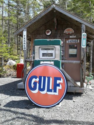 Classic Vintage Style 37 Inch Gulf Gasoline Sign