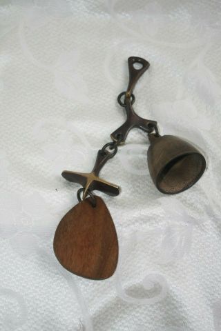 VINTAGE US RICHARD FISHER SOLID BRONZE Bell and Wood WIND CHIME - Maine 2 