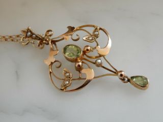 A Stunning Antique Art Nouveau 9 Ct Gold Peridot And Seed Pearl Pendant