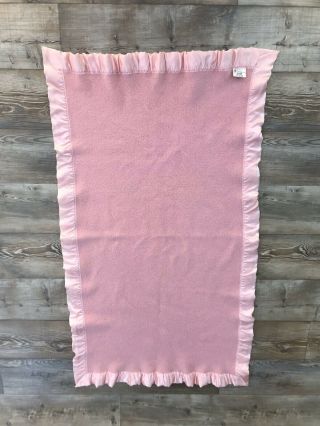 Vintage FARIBO Faribault Baby Toddler Lap Throw Blanket Pink Wool Satin Trim USA 2