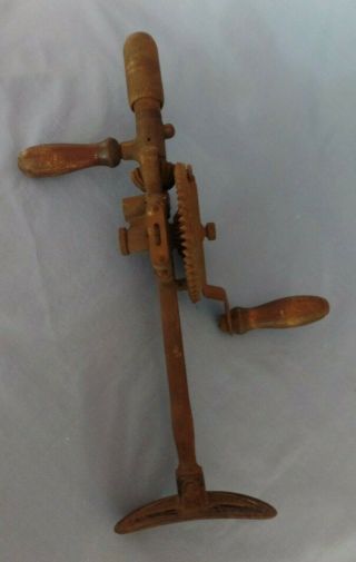 Antique Millers Falls Co No 118 Breast Drill W/ Level Hand Crank Wood