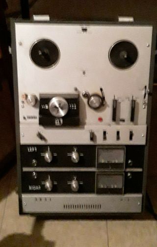Vintage Akai Cross Field Model M9 Reel To Reel Solid State Tape Recorder Player