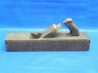 Vintage 16 " Wood Plane Marked J&a Fish Chicago Wooden Carpentry Tool